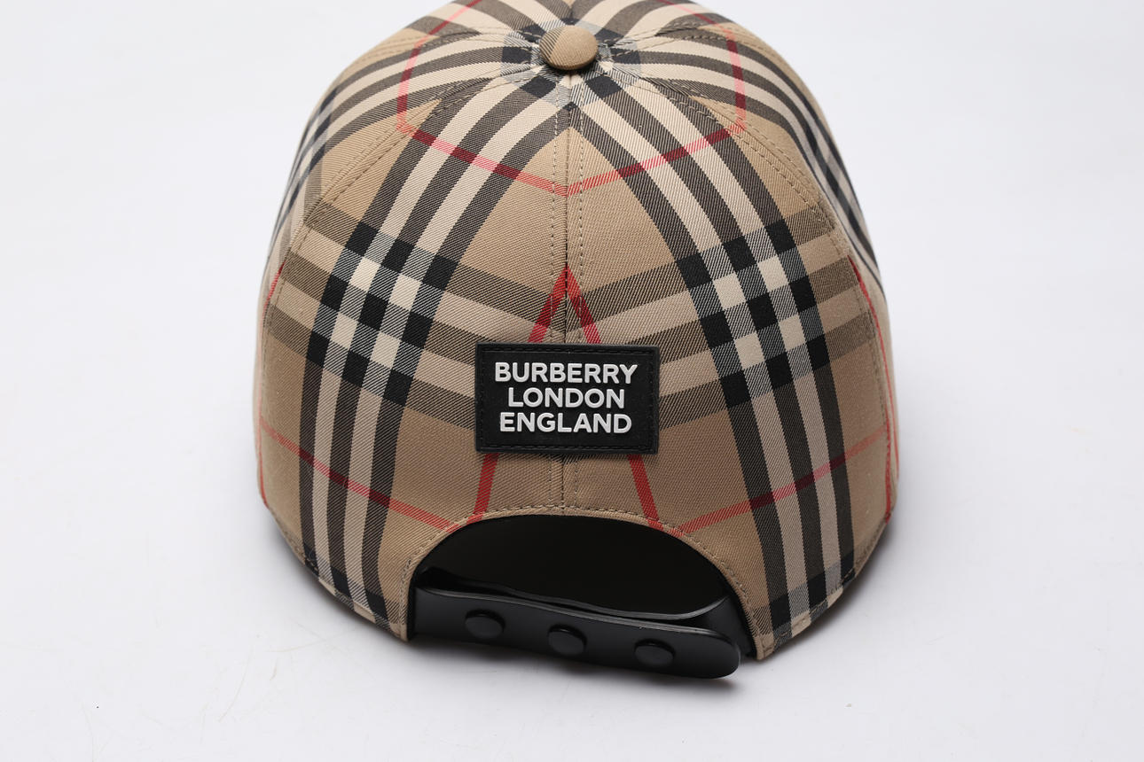 BURBERRY CAP